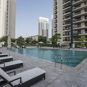 Higuests - Artistic Apt With Balcony Overlooking Canal شقة دبي